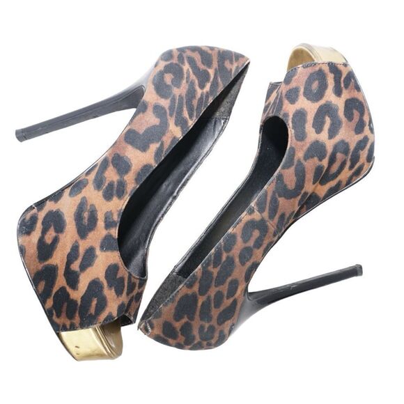 Steve Madden Peep Toe Leopard Print Pumps with Stiletto Heel, Size 7.5 - Picture 8 of 11